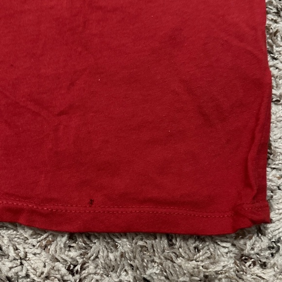 Guess Sequin Logo Triangle Red Baby Tee Women’s Size Medium T-Shirt Y2K - Picture 14 of 14